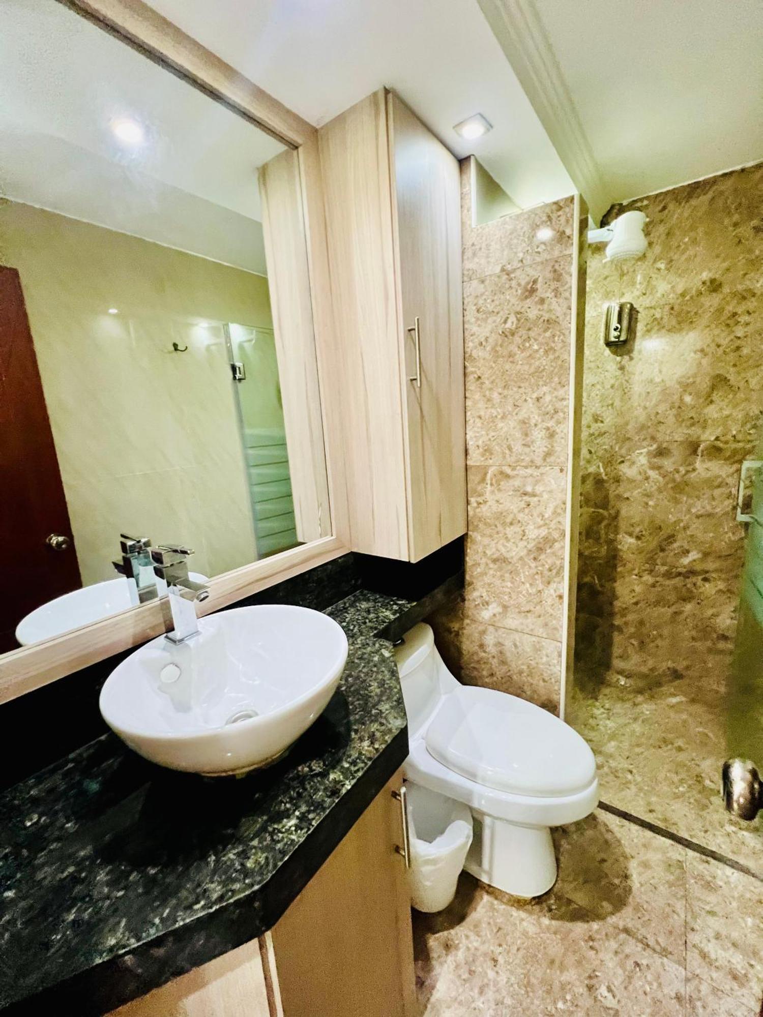 Sol Y Confort Suites Machala Kültér fotó